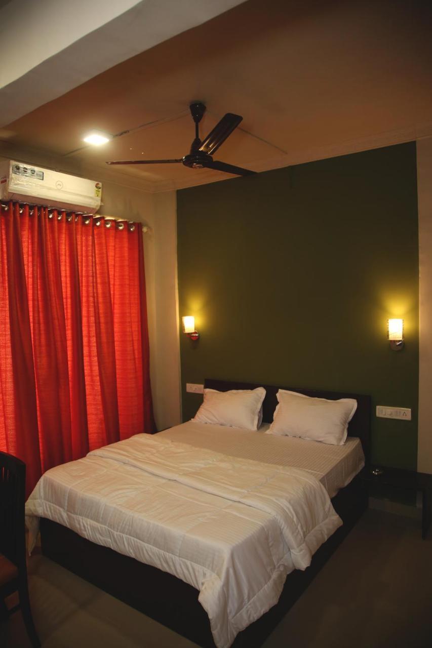 Elite Inn Lonavala Exterior photo