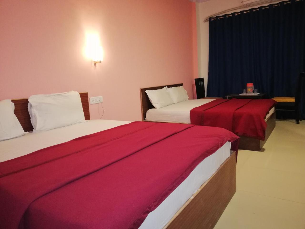 Elite Inn Lonavala Exterior photo